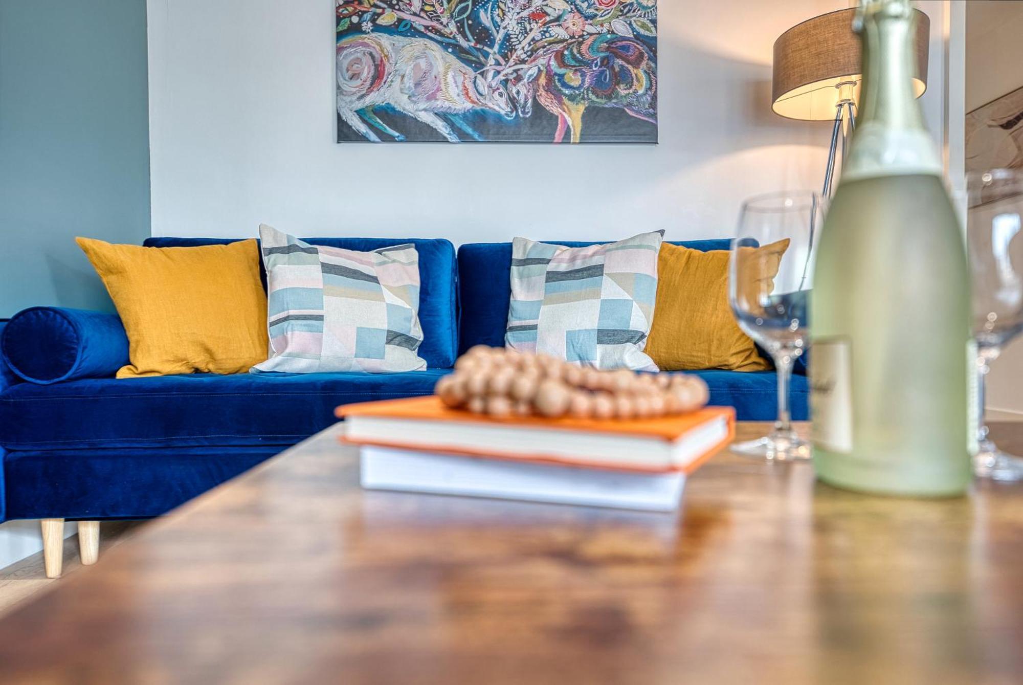 Summer Special Offer!! Cosy, Spacious, Stylish & Modern 2 Bedrooms City Apartment, Prime Location! Sleeps 6, Southampton Ocean Village - By Blue Puffin Stays Exterior foto