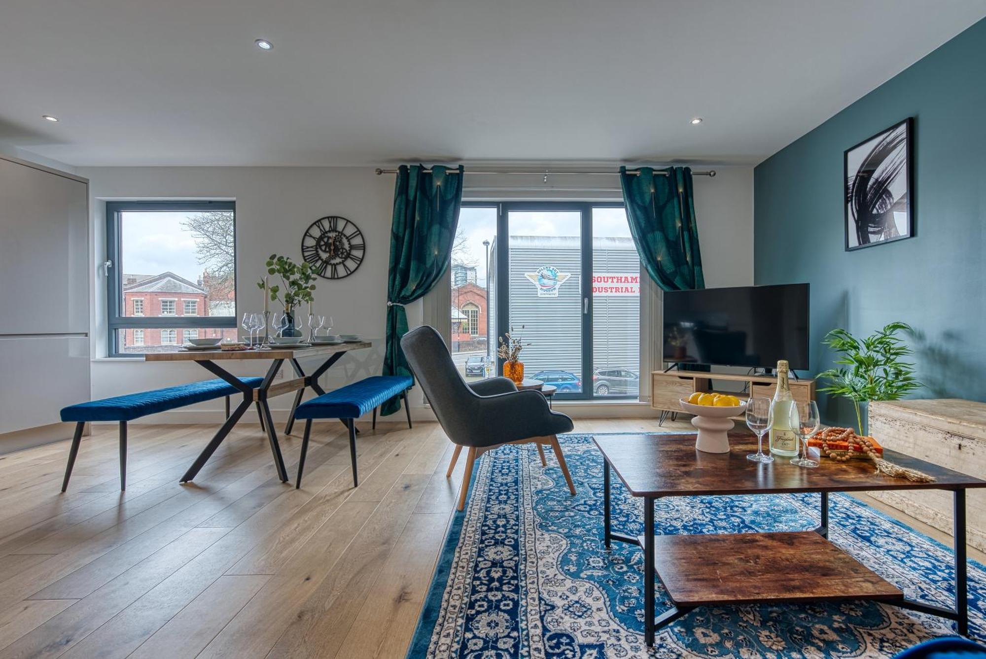 Summer Special Offer!! Cosy, Spacious, Stylish & Modern 2 Bedrooms City Apartment, Prime Location! Sleeps 6, Southampton Ocean Village - By Blue Puffin Stays Exterior foto
