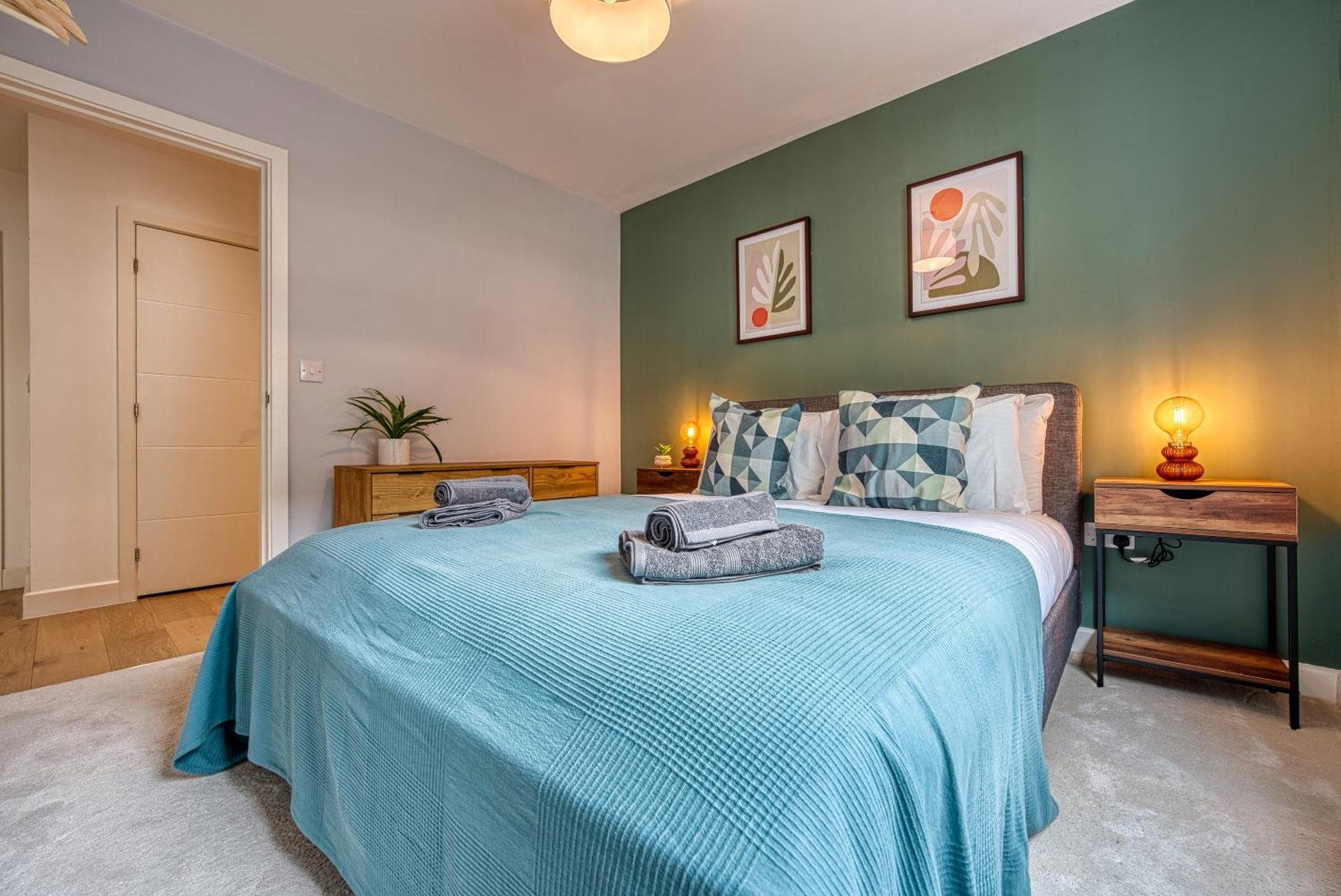 Summer Special Offer!! Cosy, Spacious, Stylish & Modern 2 Bedrooms City Apartment, Prime Location! Sleeps 6, Southampton Ocean Village - By Blue Puffin Stays Exterior foto